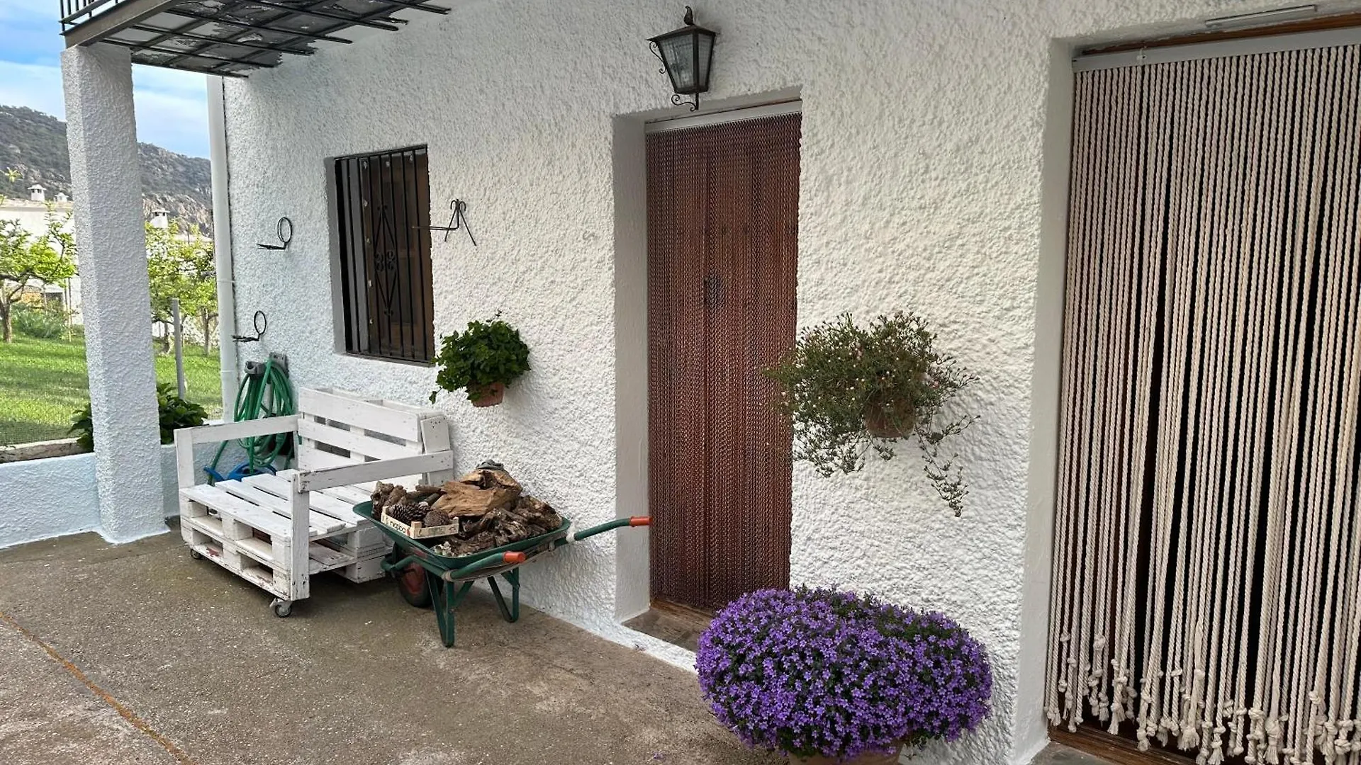 Apartment Las Vistas Bubion